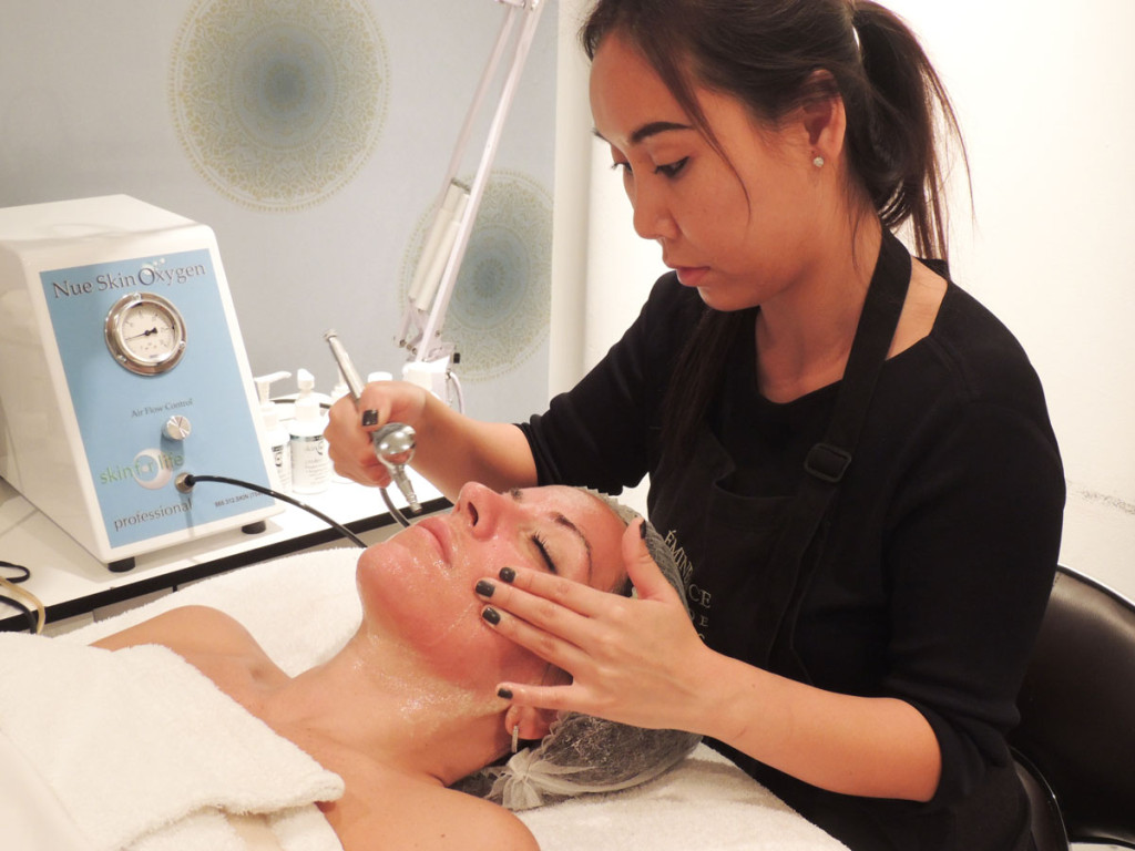 emena-spa-oxygen-facial-miami1